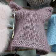 Женские шапочки в ТЦ Дом Быта